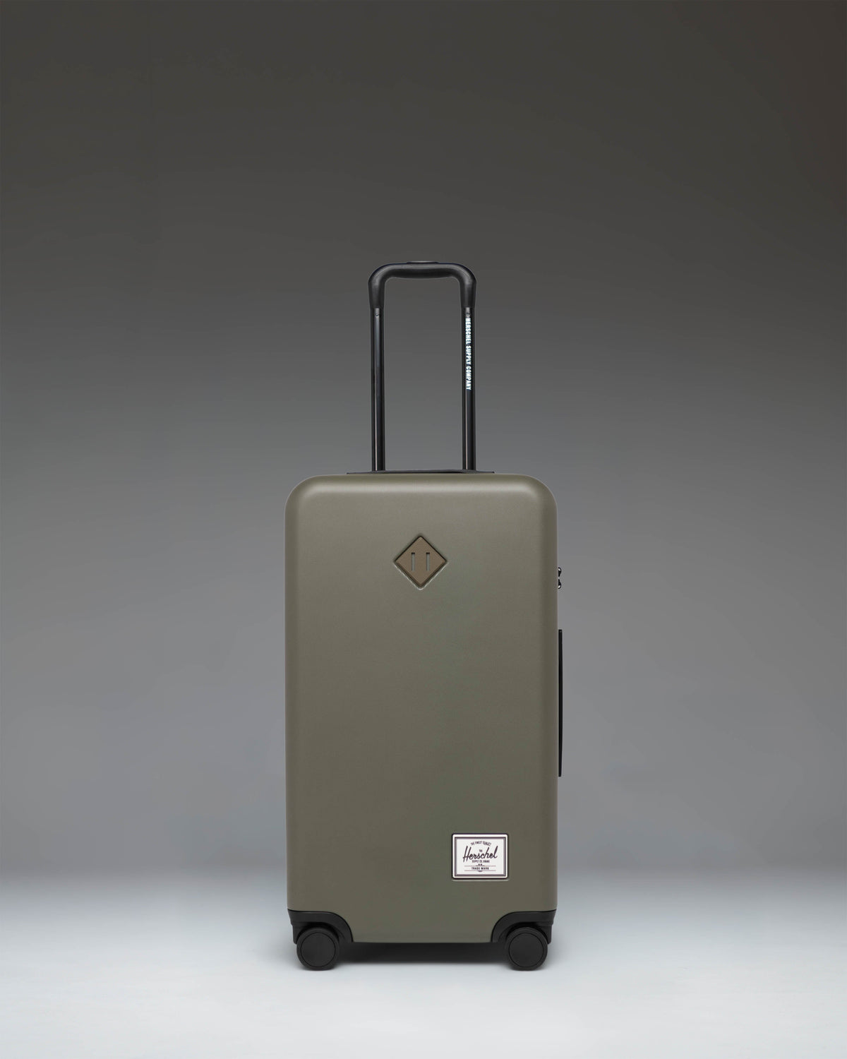 Heritage Hardshell Medium Luggage W5