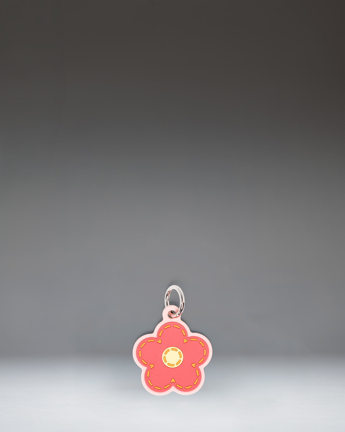 Daisy Bag Charm Z6