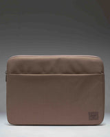 Denman Sleeve 15-16 Inch Tech U0